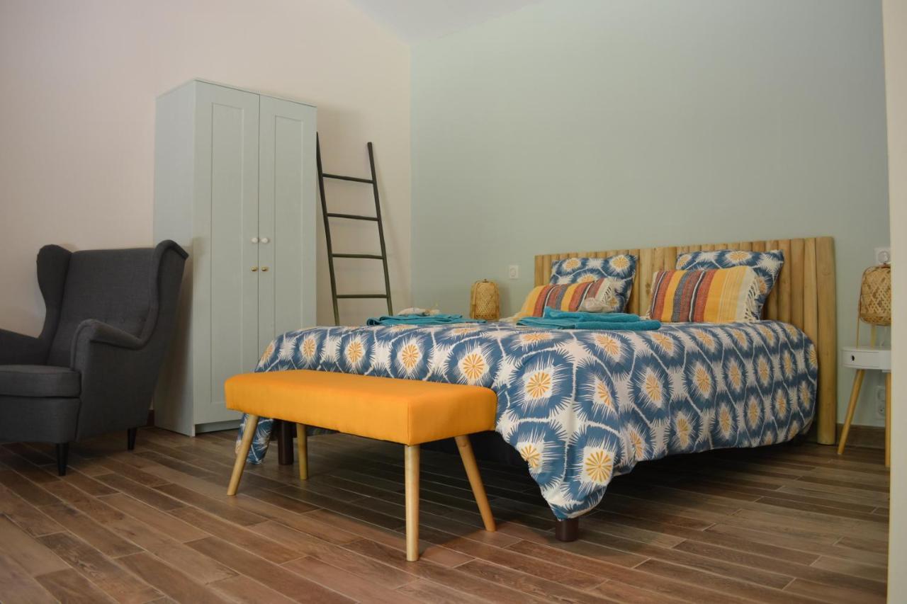 La Romagnolette Bed & Breakfast Saint-Restitut Bagian luar foto